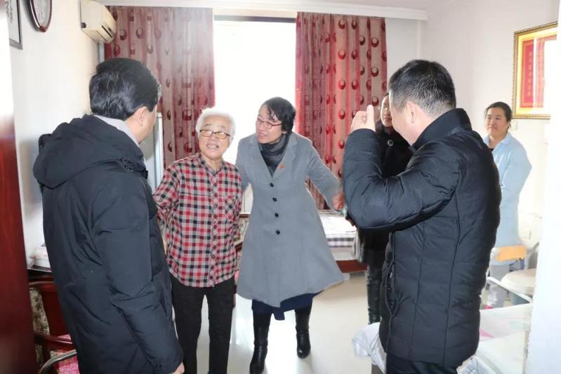 我院领导走访慰问退休老干部