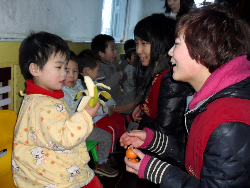 ３月５日，学院团委全面启动了“学雷锋活动月”活动。