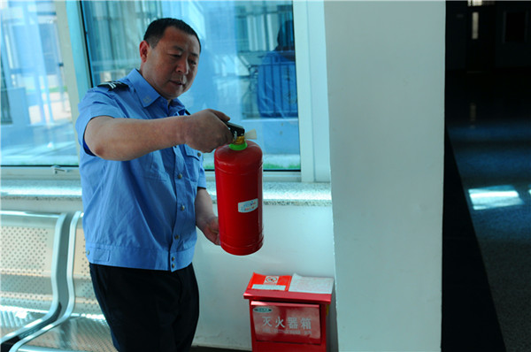 消除安全隐患 构建和谐校园