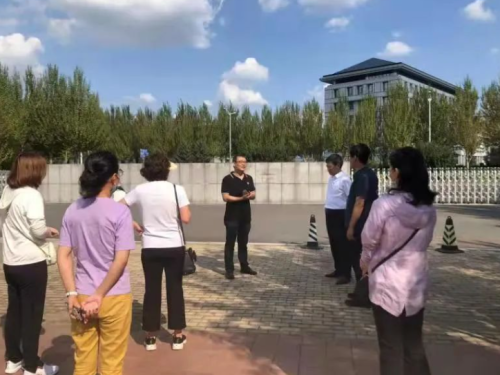 市科技局书记艾英伦等领导一行莅临我院视察指导工作