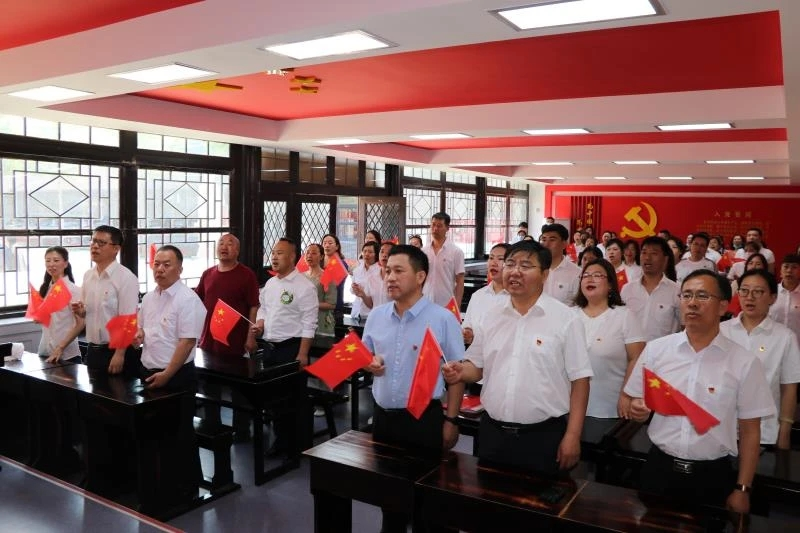 我院党建标杆系（部）与样板支部联合组织开展党史学习教育